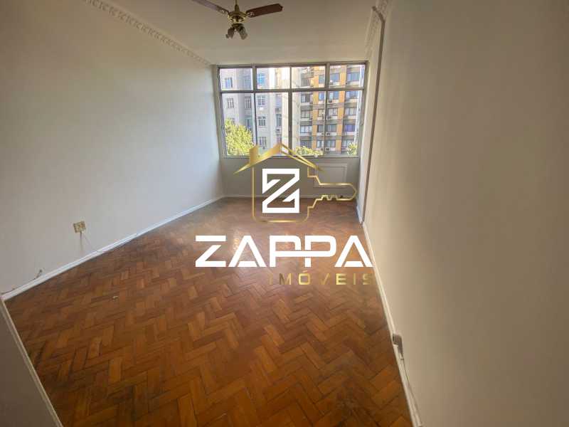 Apartamento à venda com 3 quartos, 113m² - Foto 2