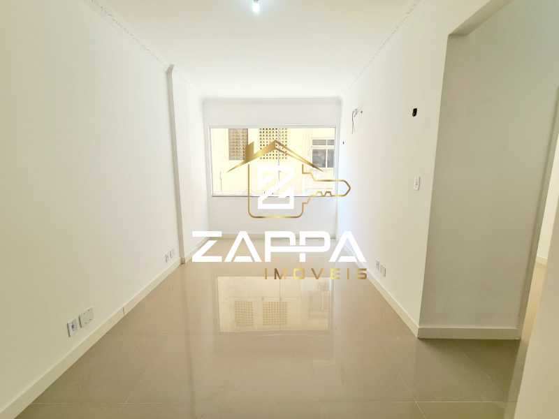 Apartamento à venda com 2 quartos, 70m² - Foto 19