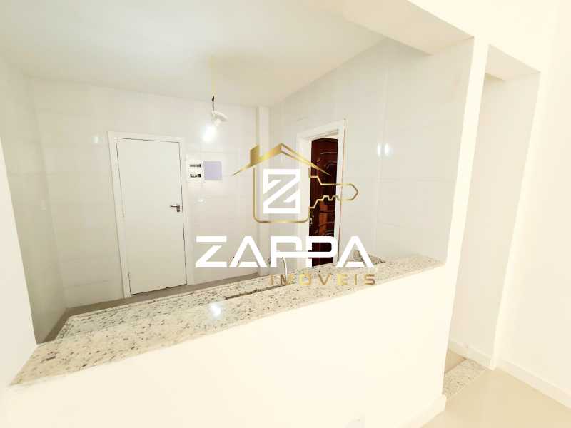 Apartamento à venda com 2 quartos, 70m² - Foto 11