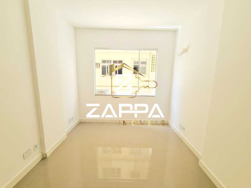 Apartamento à venda com 2 quartos, 70m² - Foto 14