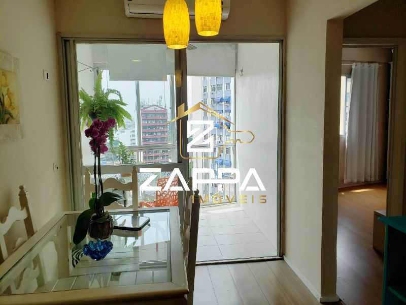 Apartamento à venda com 2 quartos, 74m² - Foto 4