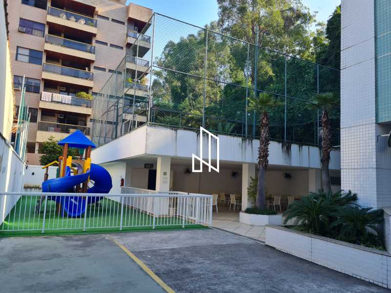 Apartamento à venda com 4 quartos, 194m² - Foto 12