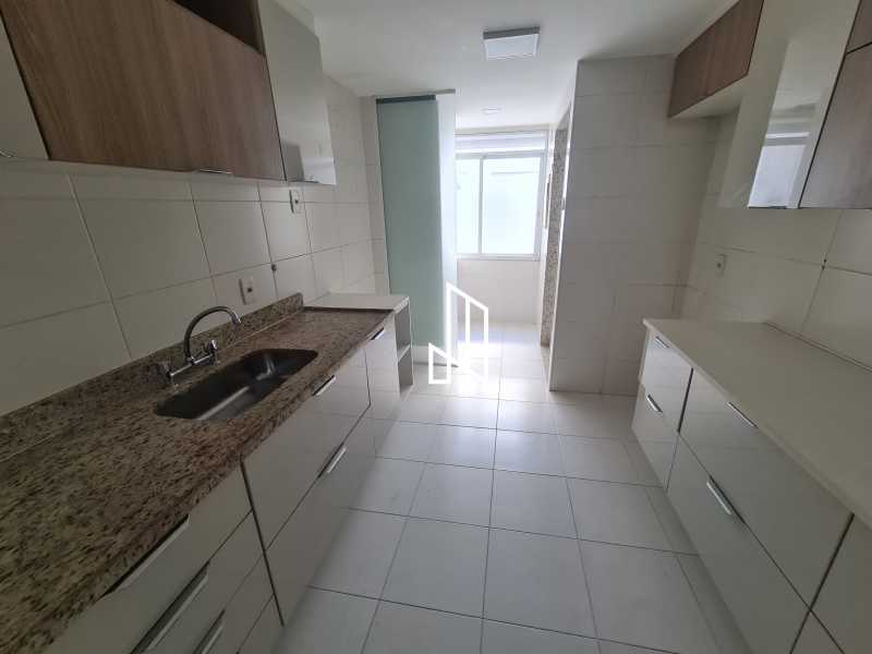 Apartamento à venda com 4 quartos, 194m² - Foto 15