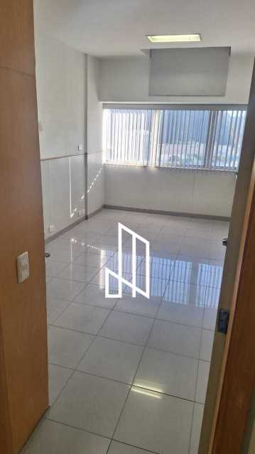 Depósito-Galpão-Armazém à venda, 28m² - Foto 1