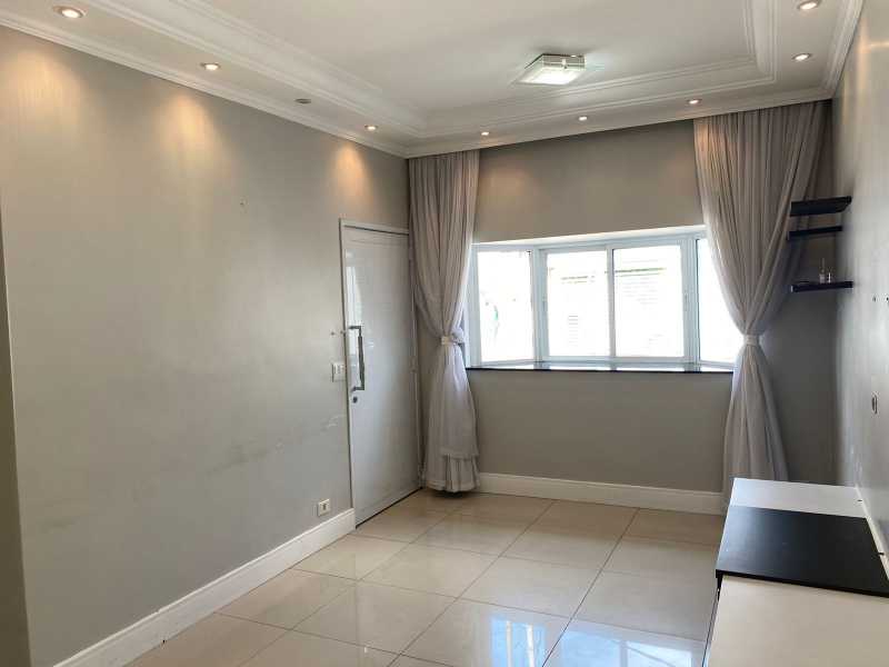 Casa à venda com 2 quartos, 125m² - Foto 2