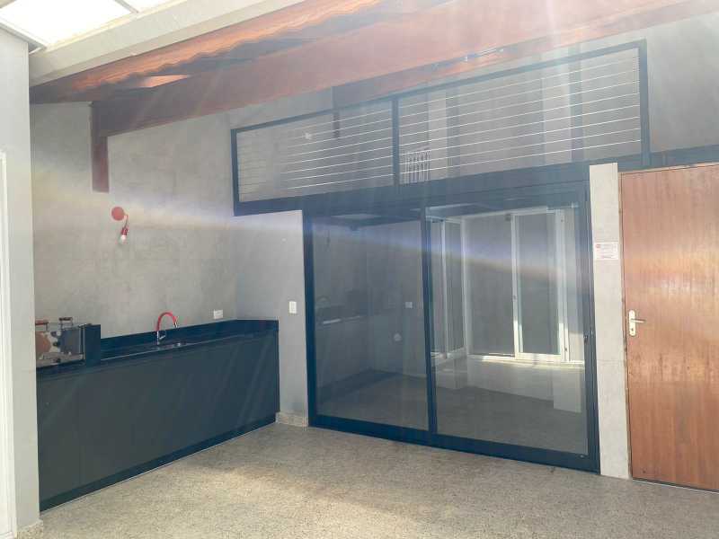 Casa à venda com 2 quartos, 125m² - Foto 19