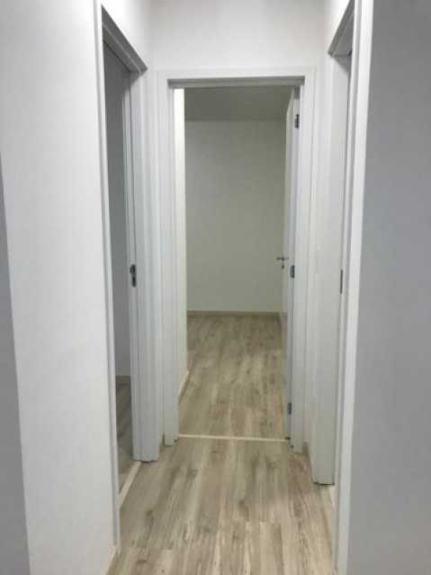 Apartamento à venda com 2 quartos, 64m² - Foto 10