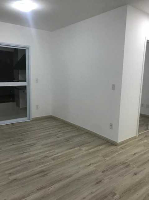 Apartamento à venda com 2 quartos, 64m² - Foto 2