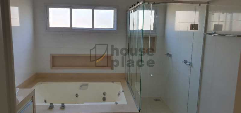 Casa de Condomínio à venda com 4 quartos, 370m² - Foto 2