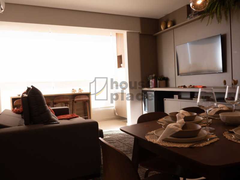 Apartamento à venda com 2 quartos, 76m² - Foto 19