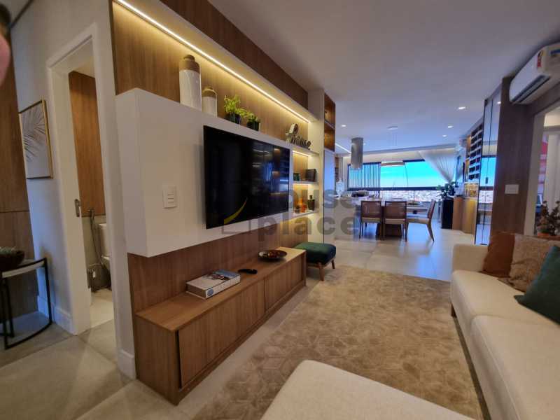 Apartamento à venda com 2 quartos, 71m² - Foto 1