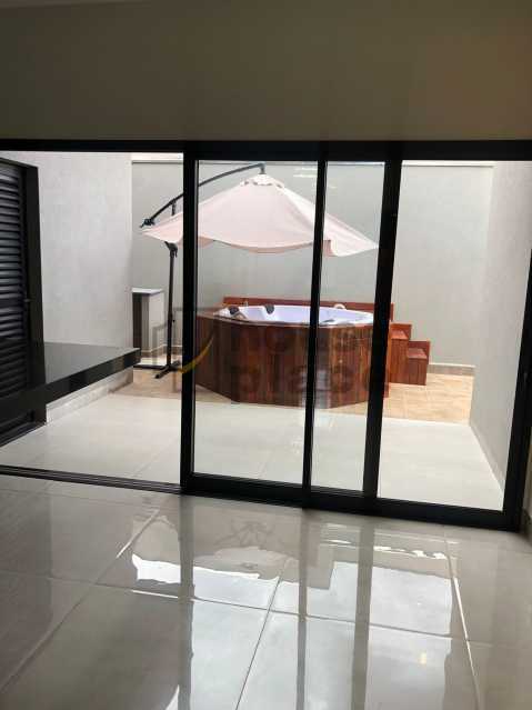 Casa de Condomínio à venda com 3 quartos, 151m² - Foto 2