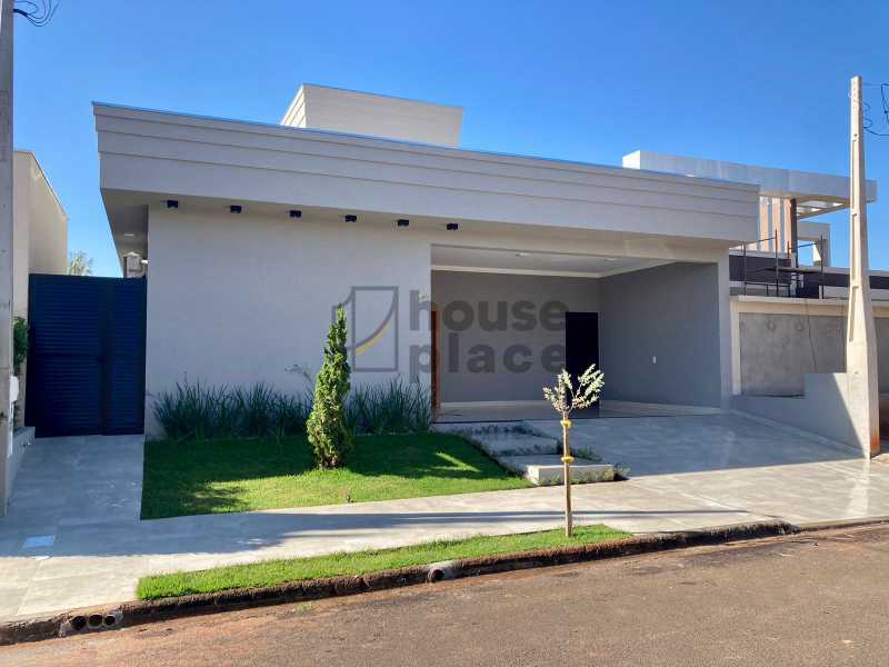 Casa de Condomínio à venda com 3 quartos, 227m² - Foto 2