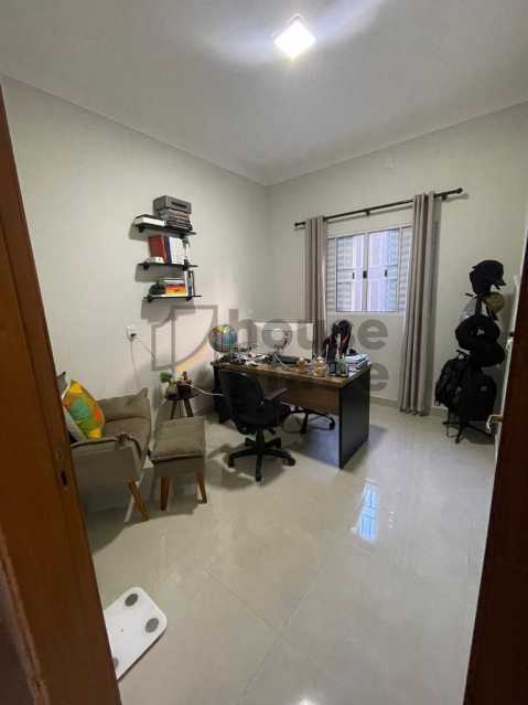 Casa à venda com 3 quartos, 120m² - Foto 4