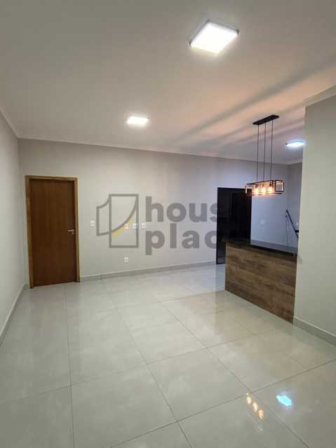 Casa à venda com 2 quartos, 90m² - Foto 4