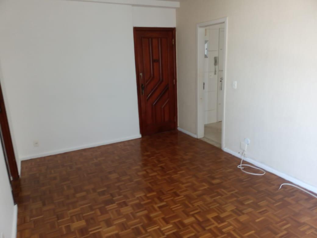 Apartamento à venda com 3 quartos, 90m² - Foto 3