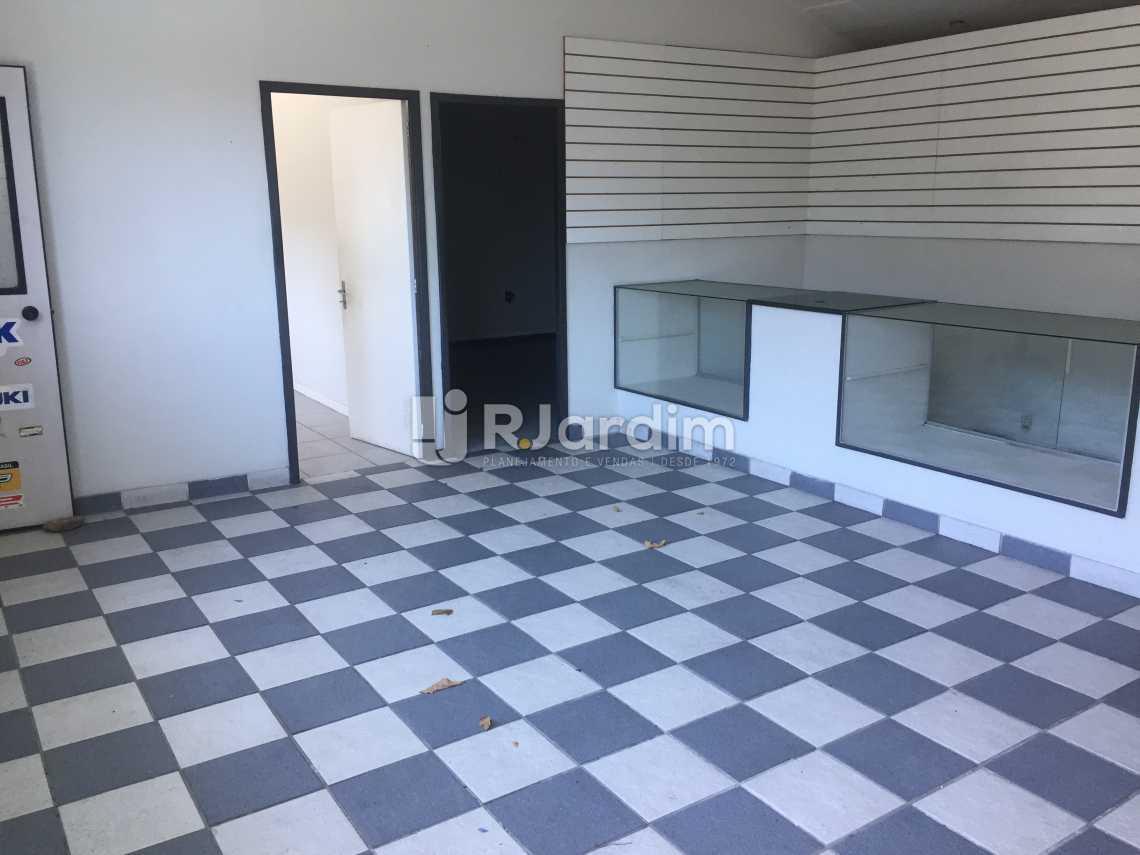 Casa Comercial à venda com 4 quartos, 434m² - Foto 12