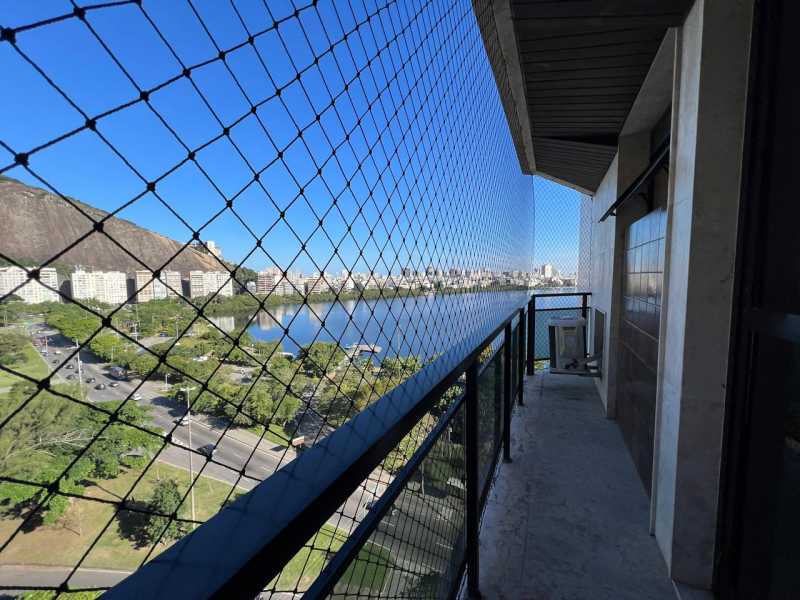 Apartamento à venda com 4 quartos, 200m² - Foto 7