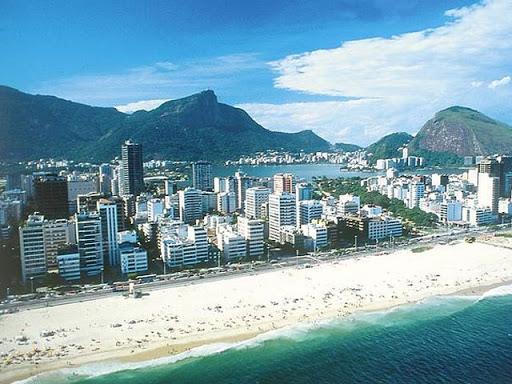 Apartamento à venda com 3 quartos, 160m² - Foto 1