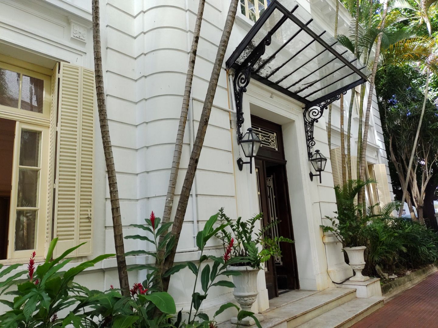 Casa Comercial à venda com 11 quartos, 540m² - Foto 1