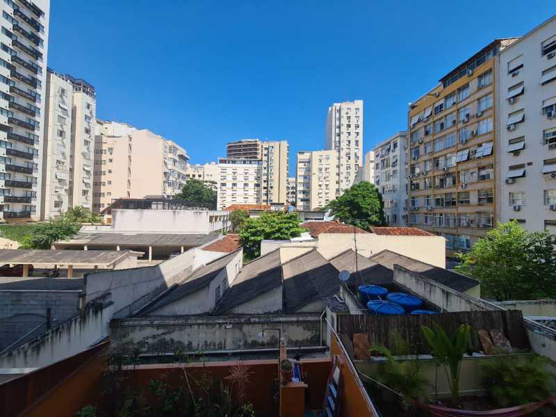 Apartamento à venda com 1 quarto, 50m² - Foto 9