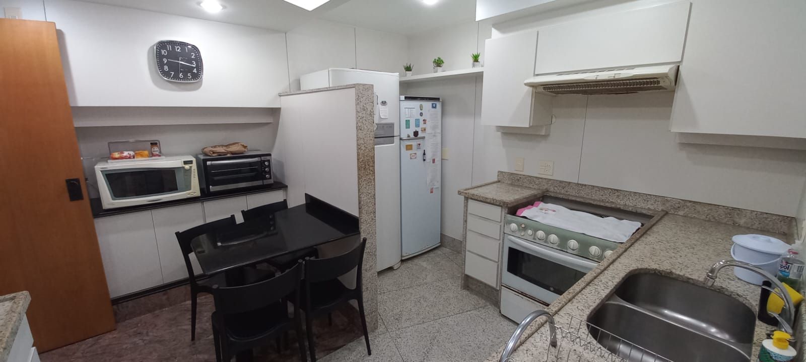 Apartamento à venda com 4 quartos, 222m² - Foto 21