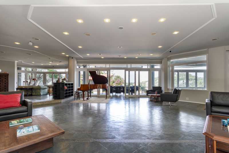 Casa à venda com 8 quartos, 1330m² - Foto 5