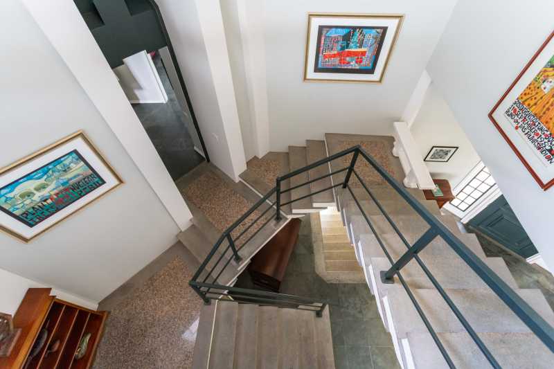 Casa à venda com 8 quartos, 1330m² - Foto 13