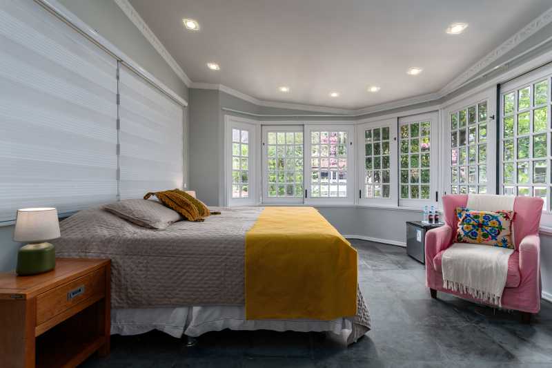 Casa à venda com 8 quartos, 1330m² - Foto 16