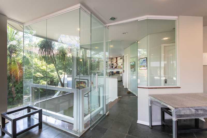 Casa à venda com 8 quartos, 1330m² - Foto 24