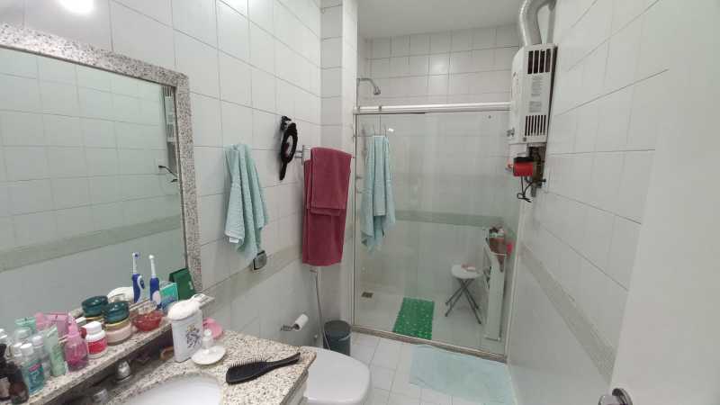 Apartamento à venda com 2 quartos, 76m² - Foto 16