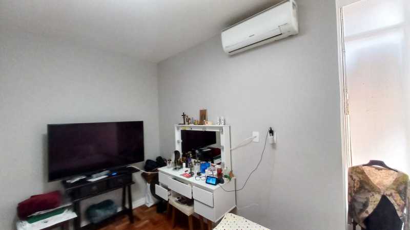 Apartamento à venda com 2 quartos, 76m² - Foto 17