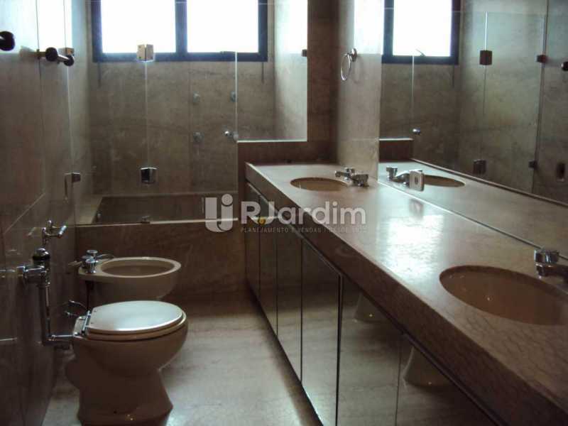 Apartamento para alugar com 4 quartos, 319m² - Foto 20