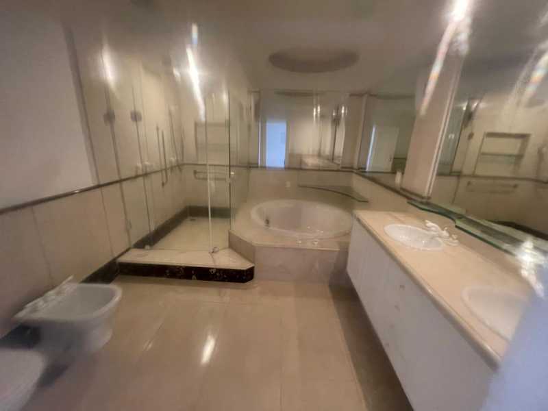 Cobertura à venda com 4 quartos, 561m² - Foto 17