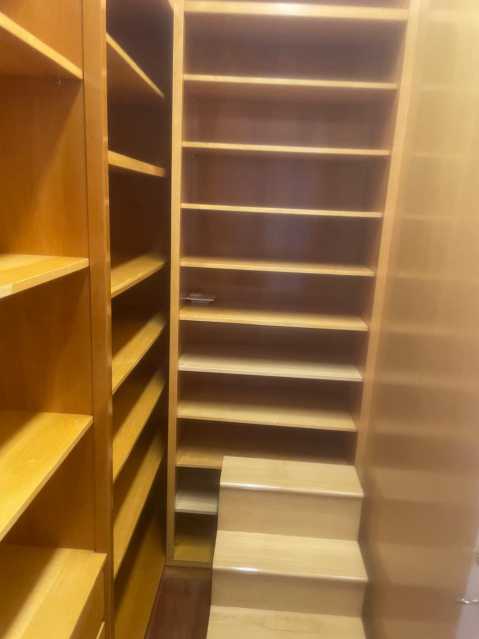Cobertura à venda com 4 quartos, 561m² - Foto 24