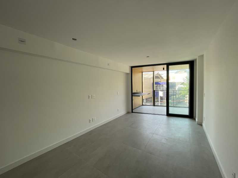 Apartamento à venda com 2 quartos, 71m² - Foto 4