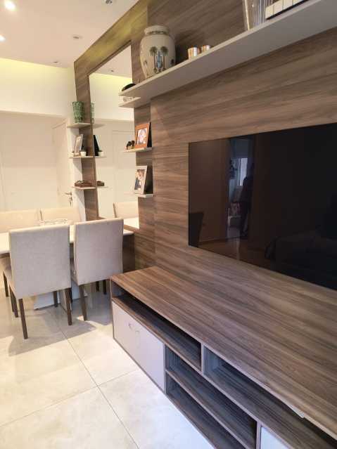 Apartamento à venda com 2 quartos, 85m² - Foto 8