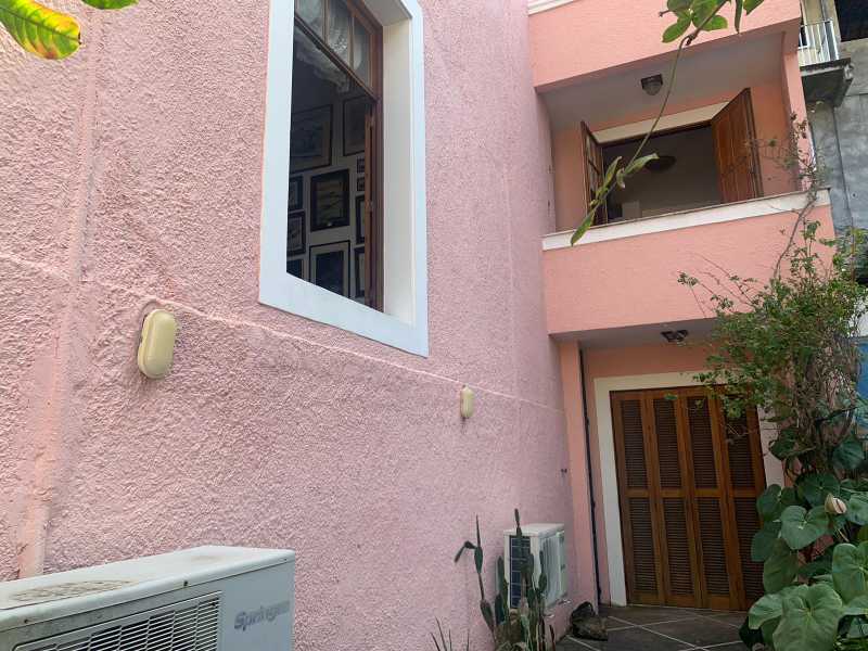 Casa à venda com 5 quartos, 255m² - Foto 3