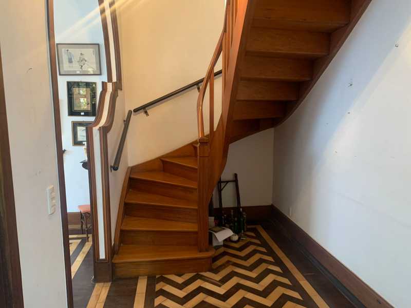 Casa à venda com 5 quartos, 255m² - Foto 9