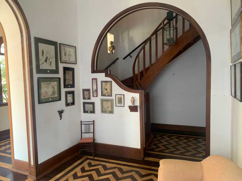 Casa à venda com 5 quartos, 255m² - Foto 10