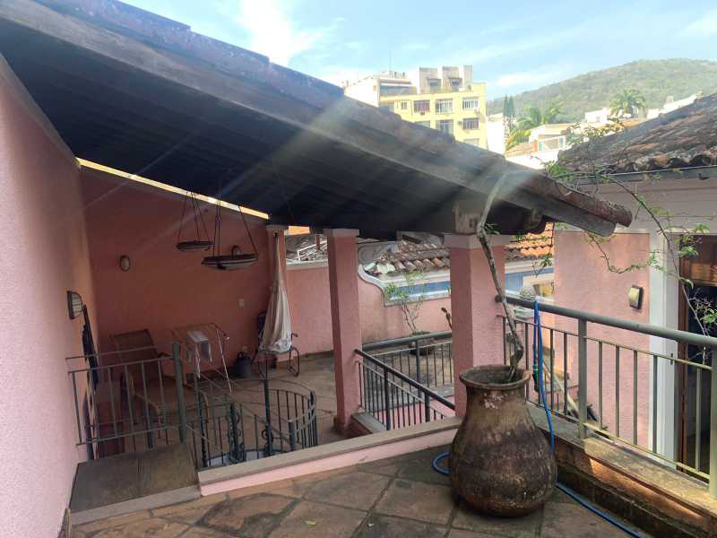Casa à venda com 5 quartos, 255m² - Foto 26