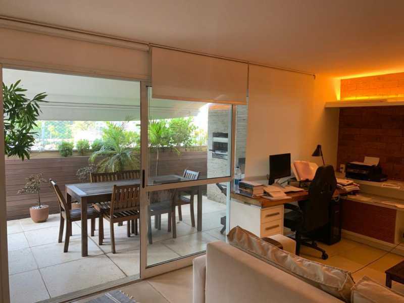 Cobertura à venda com 3 quartos, 181m² - Foto 2