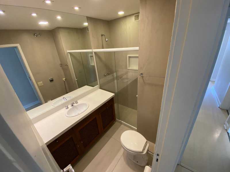 Apartamento à venda com 3 quartos, 121m² - Foto 6