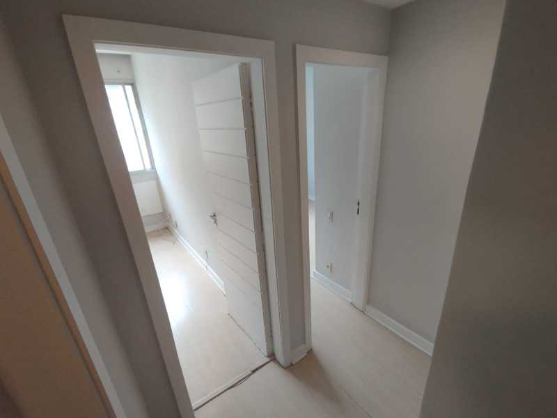 Apartamento à venda com 3 quartos, 121m² - Foto 27