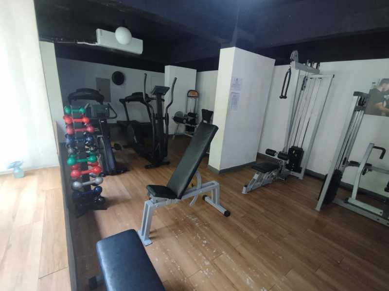 Apartamento à venda com 3 quartos, 121m² - Foto 29