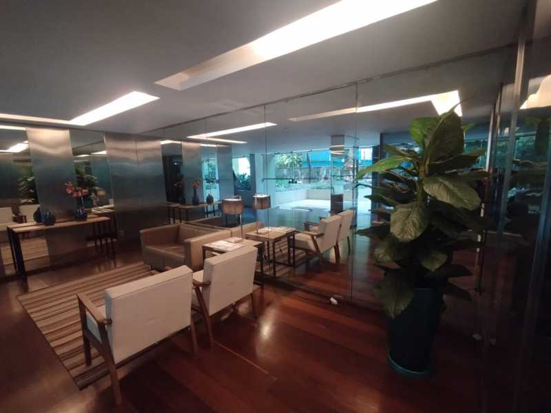Apartamento à venda com 3 quartos, 121m² - Foto 30
