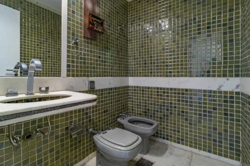 Apartamento à venda com 4 quartos, 270m² - Foto 18