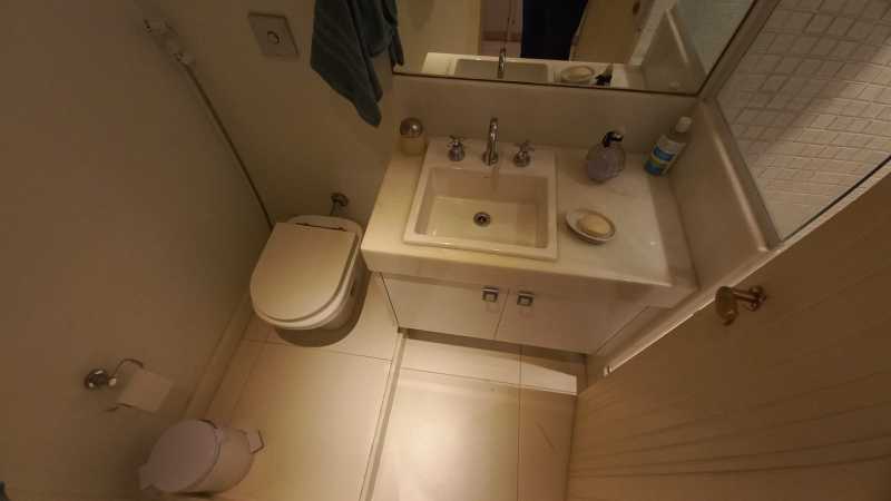 Apartamento à venda com 4 quartos, 285m² - Foto 17
