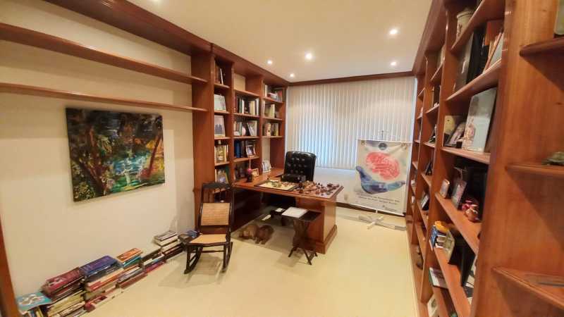 Apartamento à venda com 4 quartos, 285m² - Foto 21