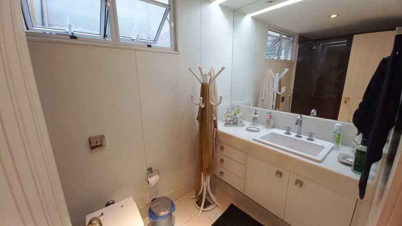 Apartamento à venda com 4 quartos, 285m² - Foto 22